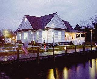 Columbia Visitor Center at night
